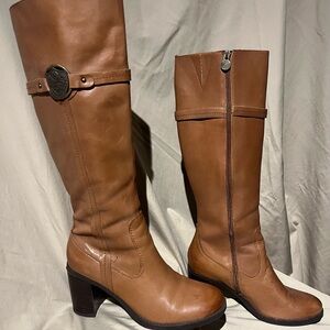 Etienne Aigner Tan Leather Heeled Boots